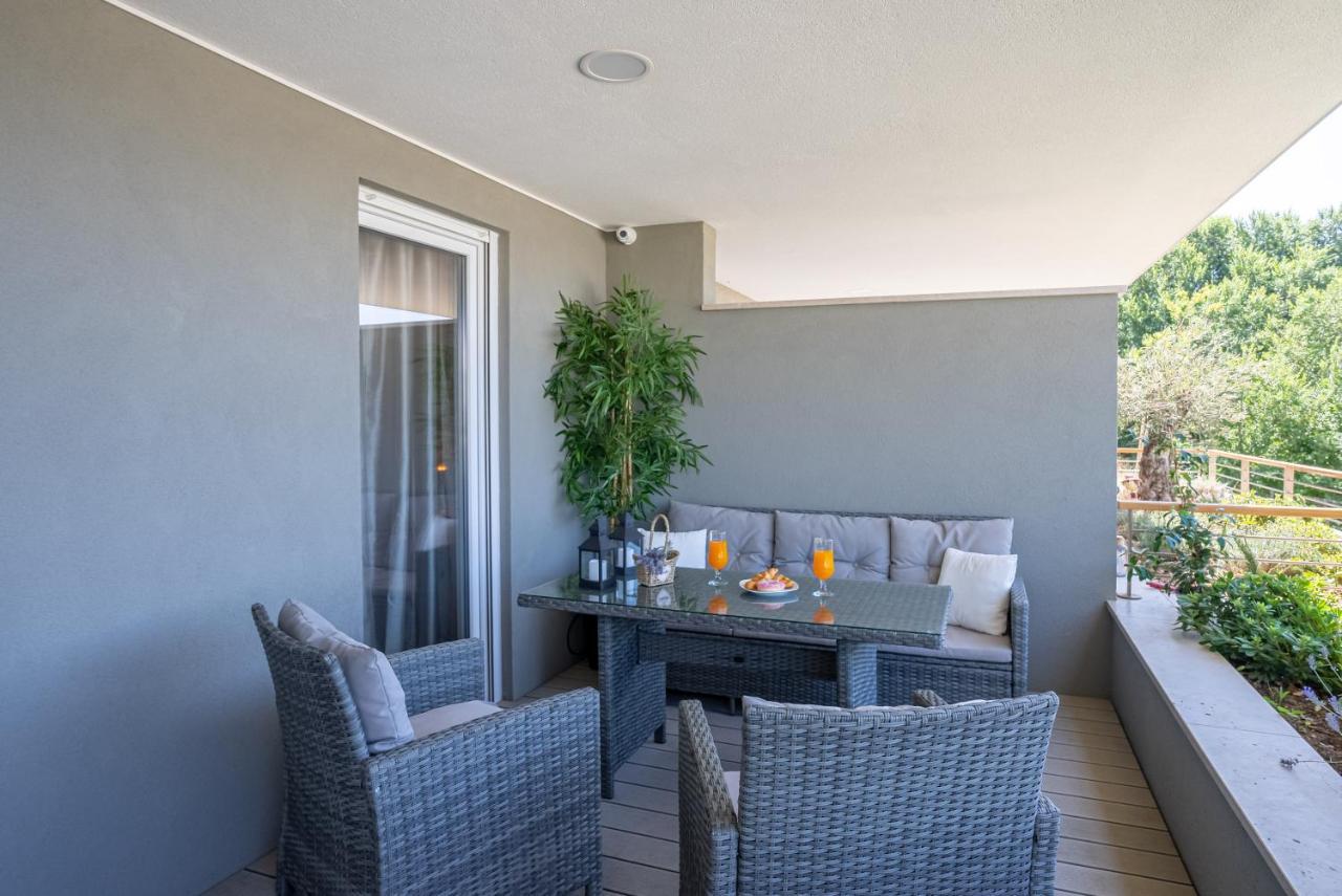 Morska Vila 6 Luxury Apartment Znjan Split Kültér fotó