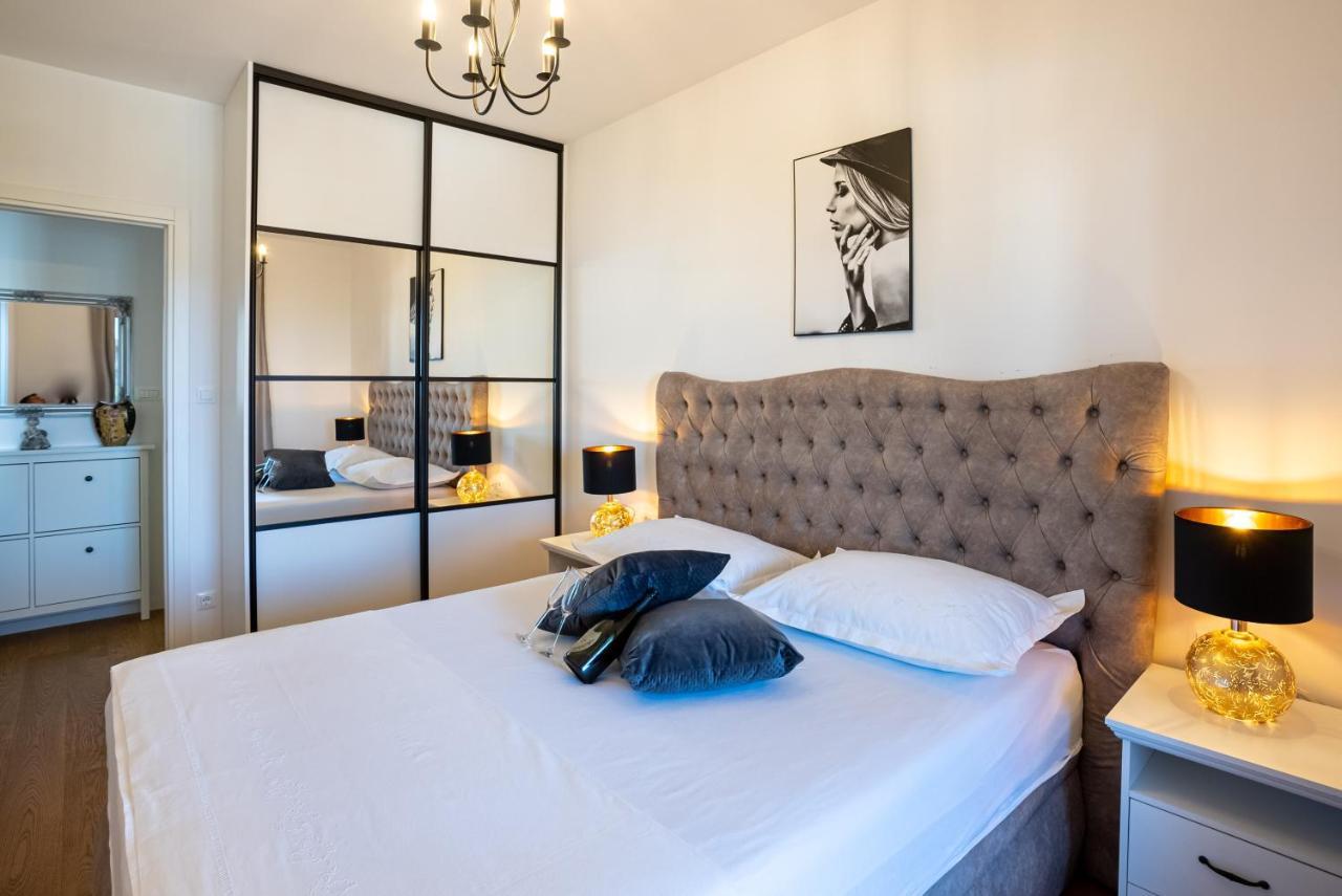 Morska Vila 6 Luxury Apartment Znjan Split Kültér fotó