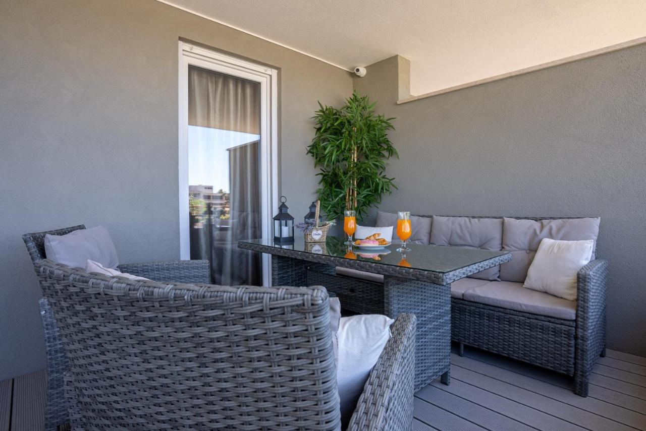 Morska Vila 6 Luxury Apartment Znjan Split Kültér fotó